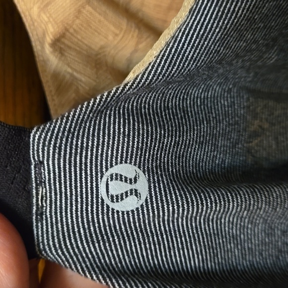 LULULEMON Athetica top - Picture 2 of 5